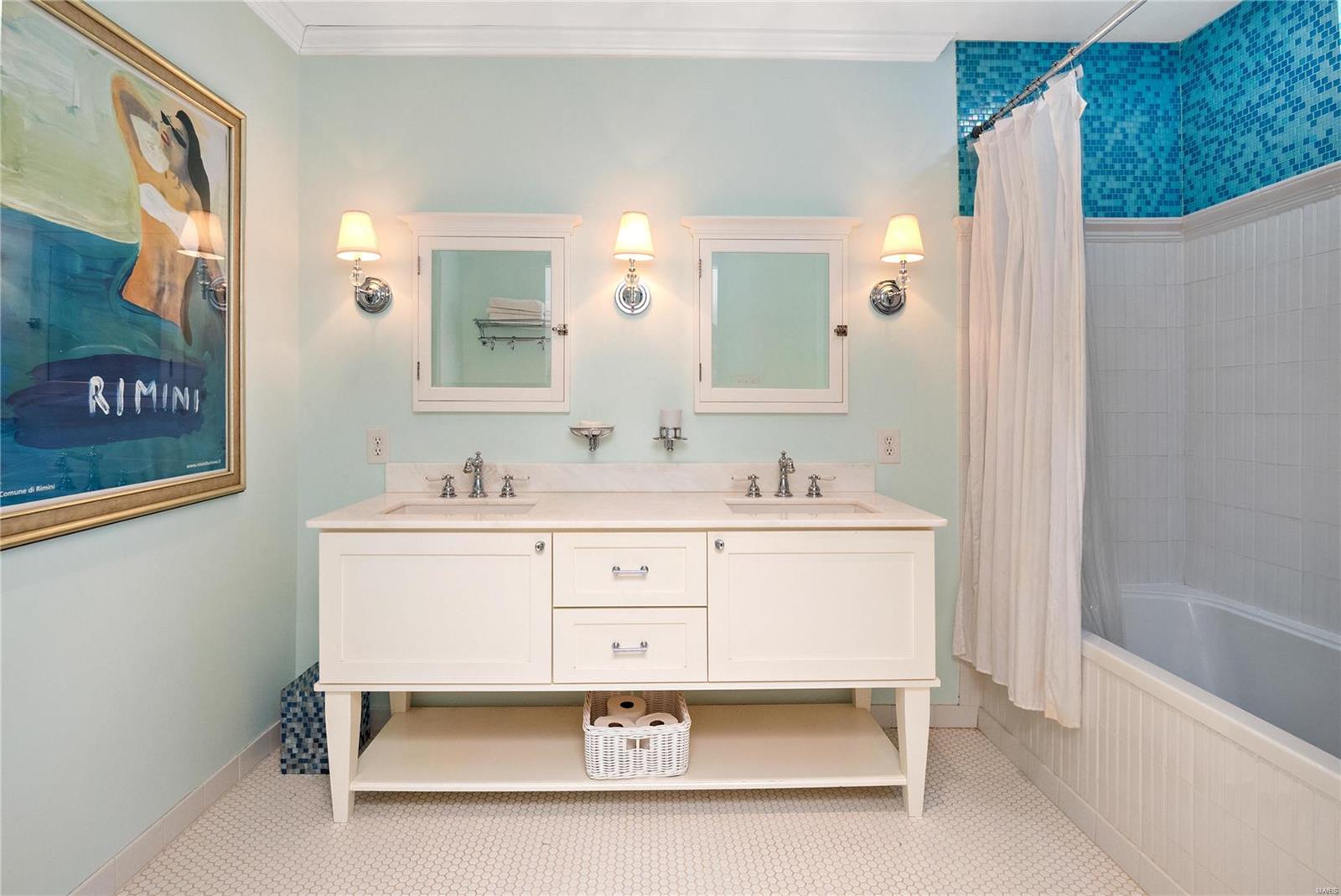 Colonial Hills - Residential