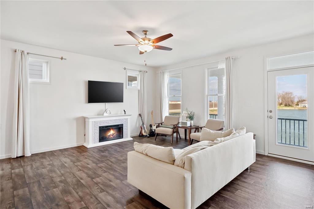 St Charles, Missouri 63301, United States, 3 Bedrooms Bedrooms, ,2 BathroomsBathrooms,Residential,Active,109300