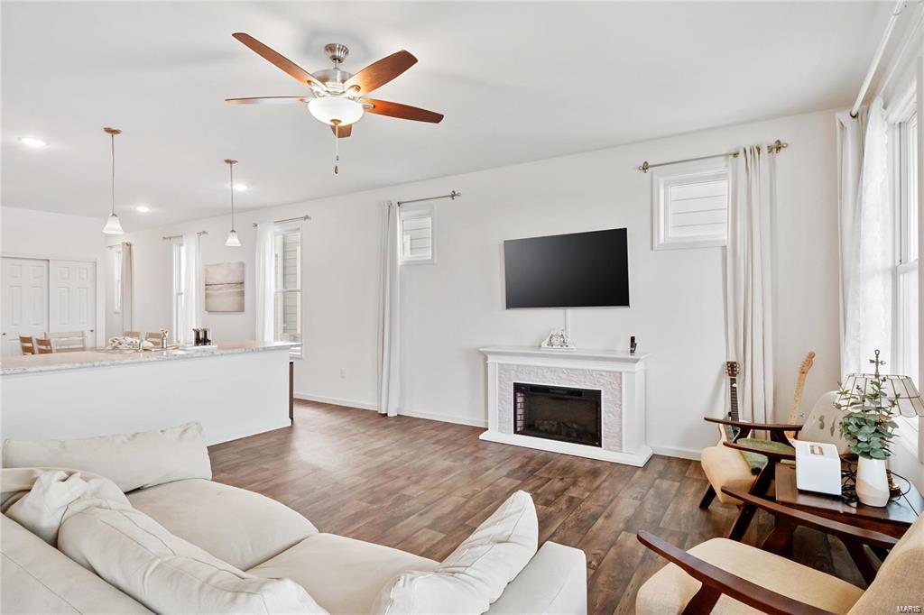 St Charles, Missouri 63301, United States, 3 Bedrooms Bedrooms, ,2 BathroomsBathrooms,Residential,Active,109300