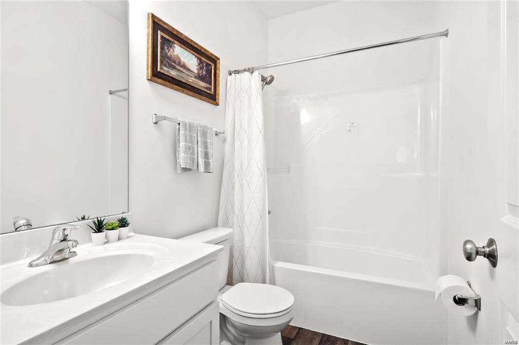 St Charles, Missouri 63301, United States, 3 Bedrooms Bedrooms, ,2 BathroomsBathrooms,Residential,Active,109300