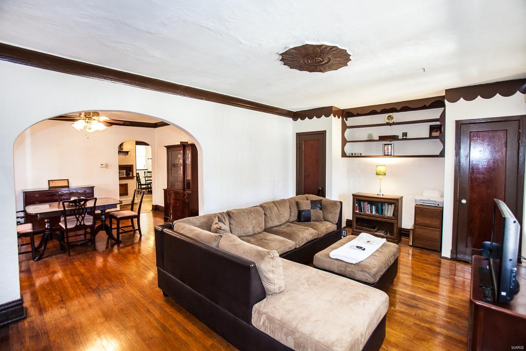 University Park - Residential Income