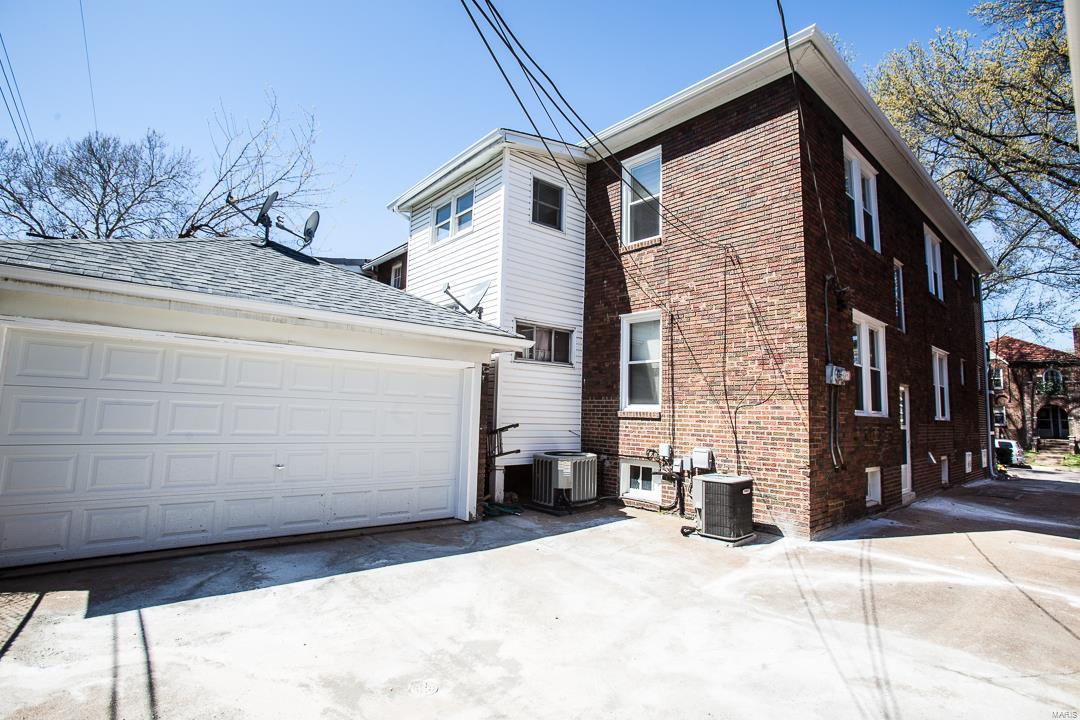 University Park - Residential Income