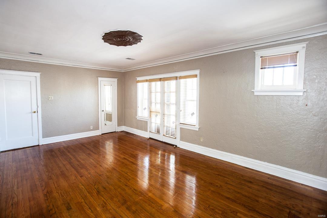 University Park - Residential Income