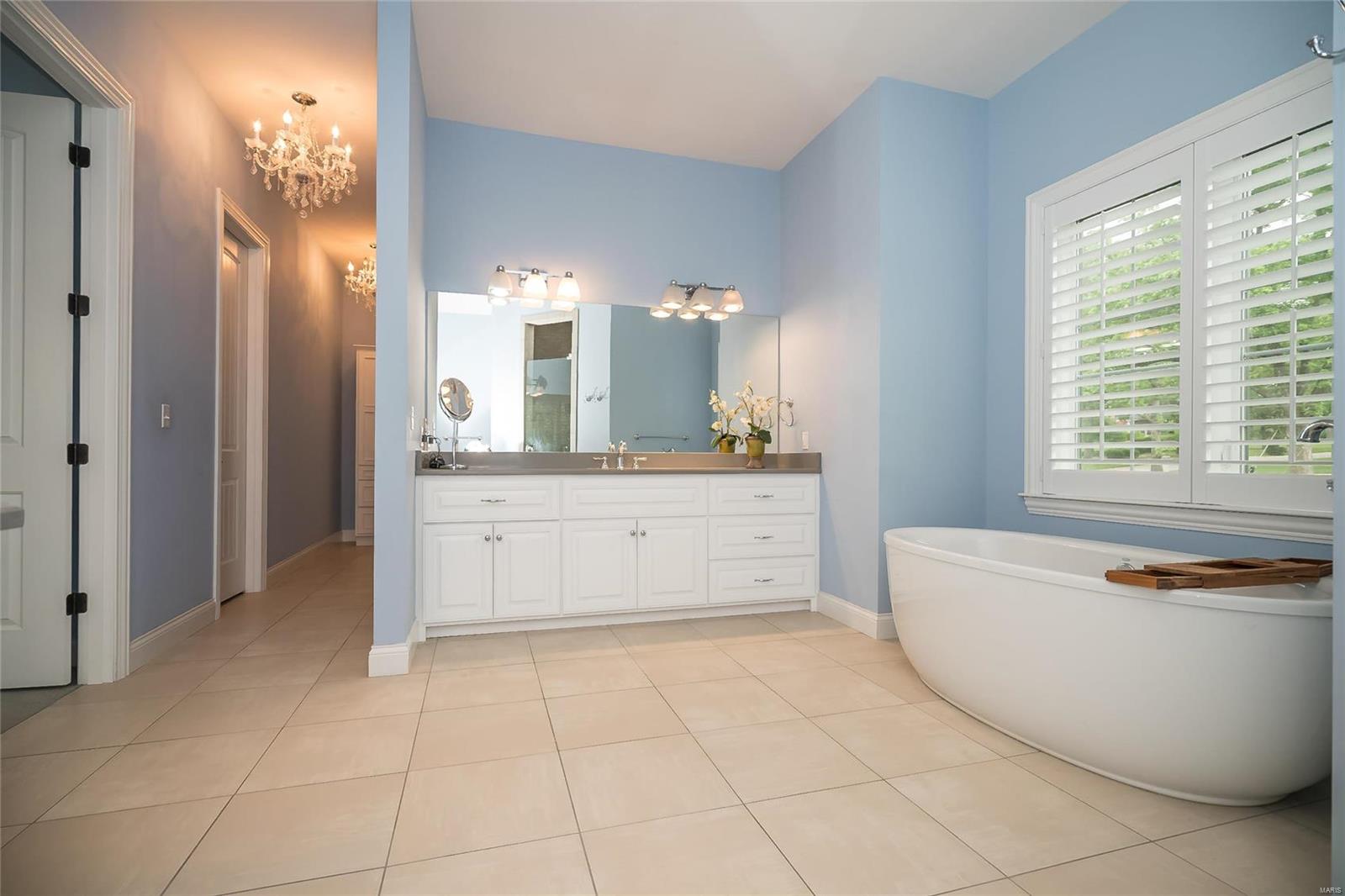 Williamsburg Estates - Residential