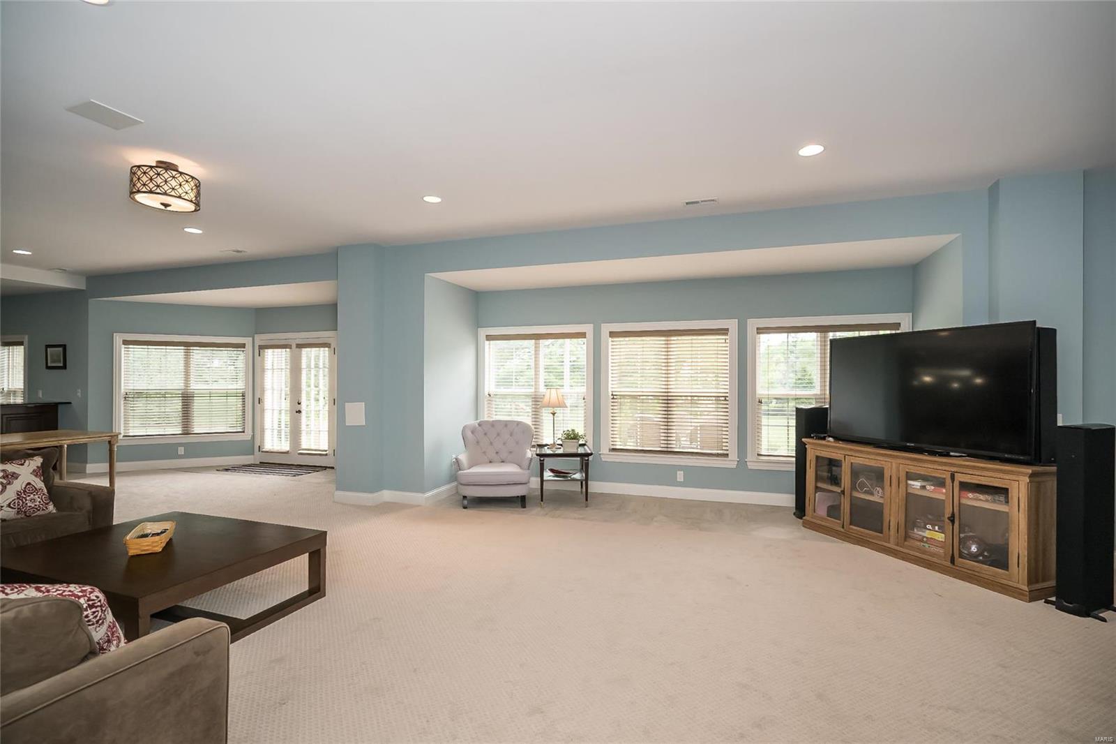 Williamsburg Estates - Residential