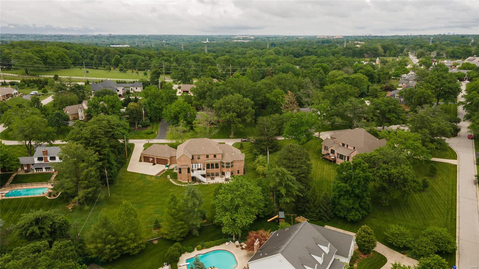 Williamsburg Estates - Residential