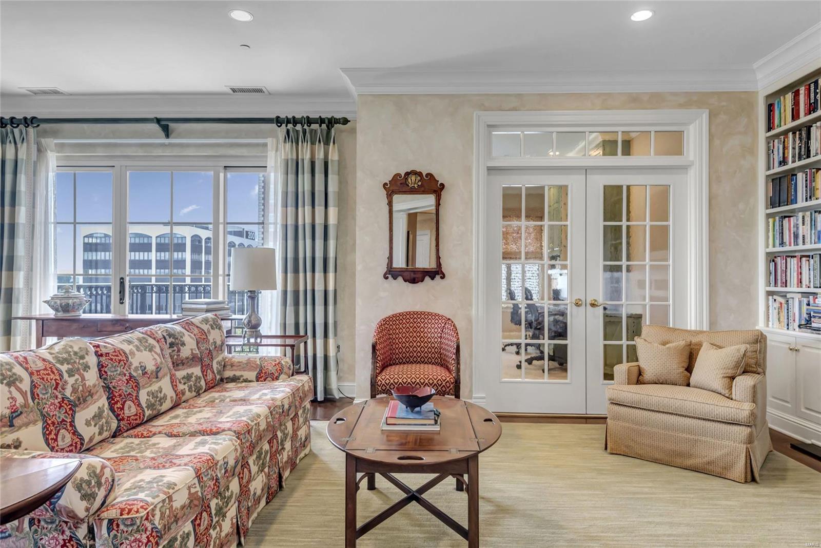 Plaza In Clayton A Condo Amd & - Residential