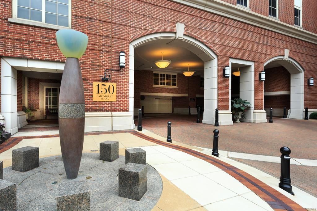 Plaza In Clayton A Condo Amd & - Residential