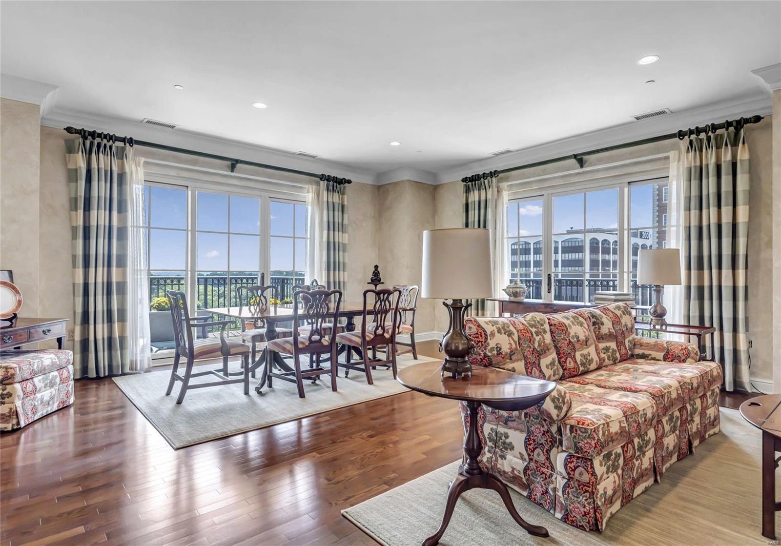 Plaza In Clayton A Condo Amd & - Residential