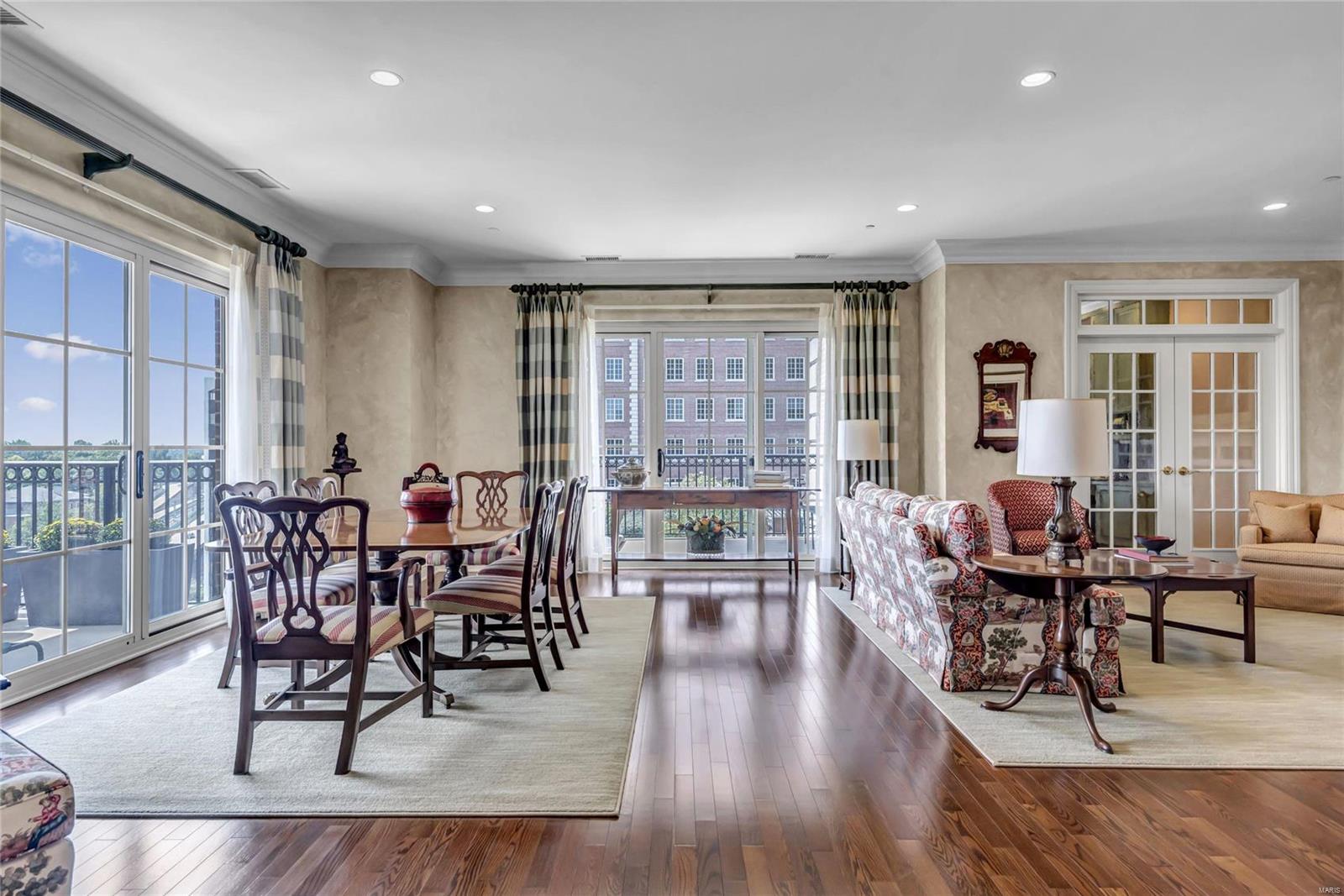 Plaza In Clayton A Condo Amd & - Residential