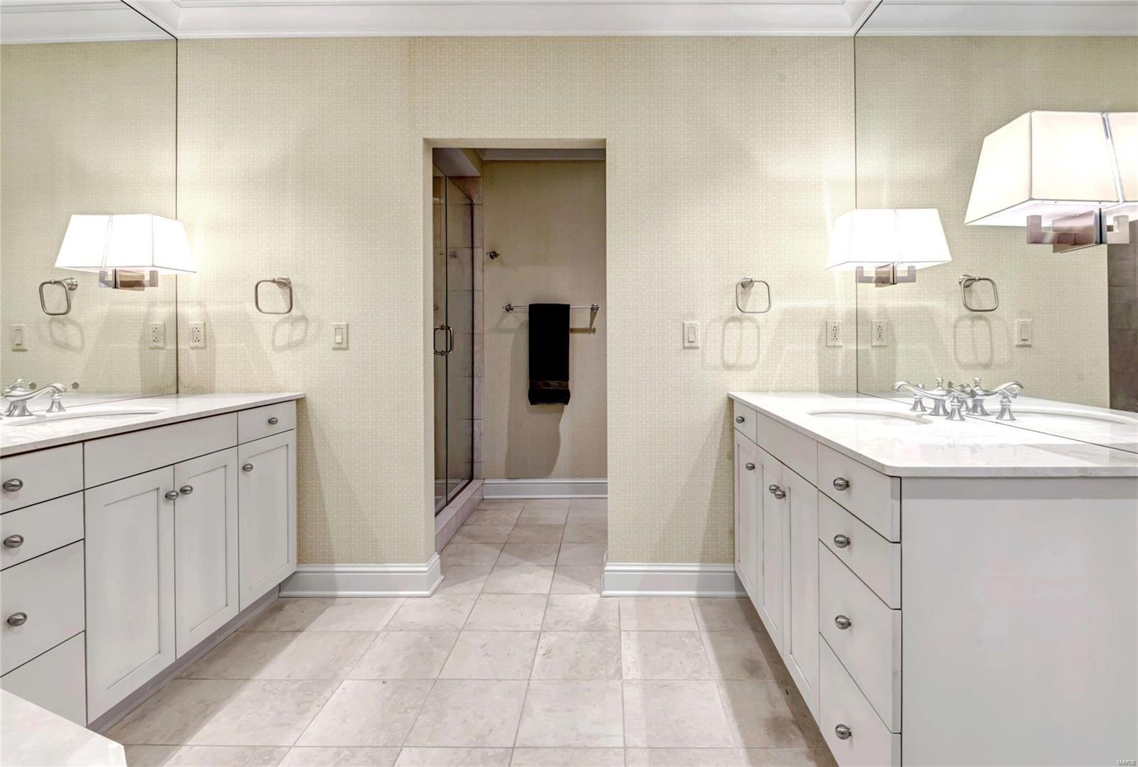 Plaza In Clayton A Condo Amd & - Residential