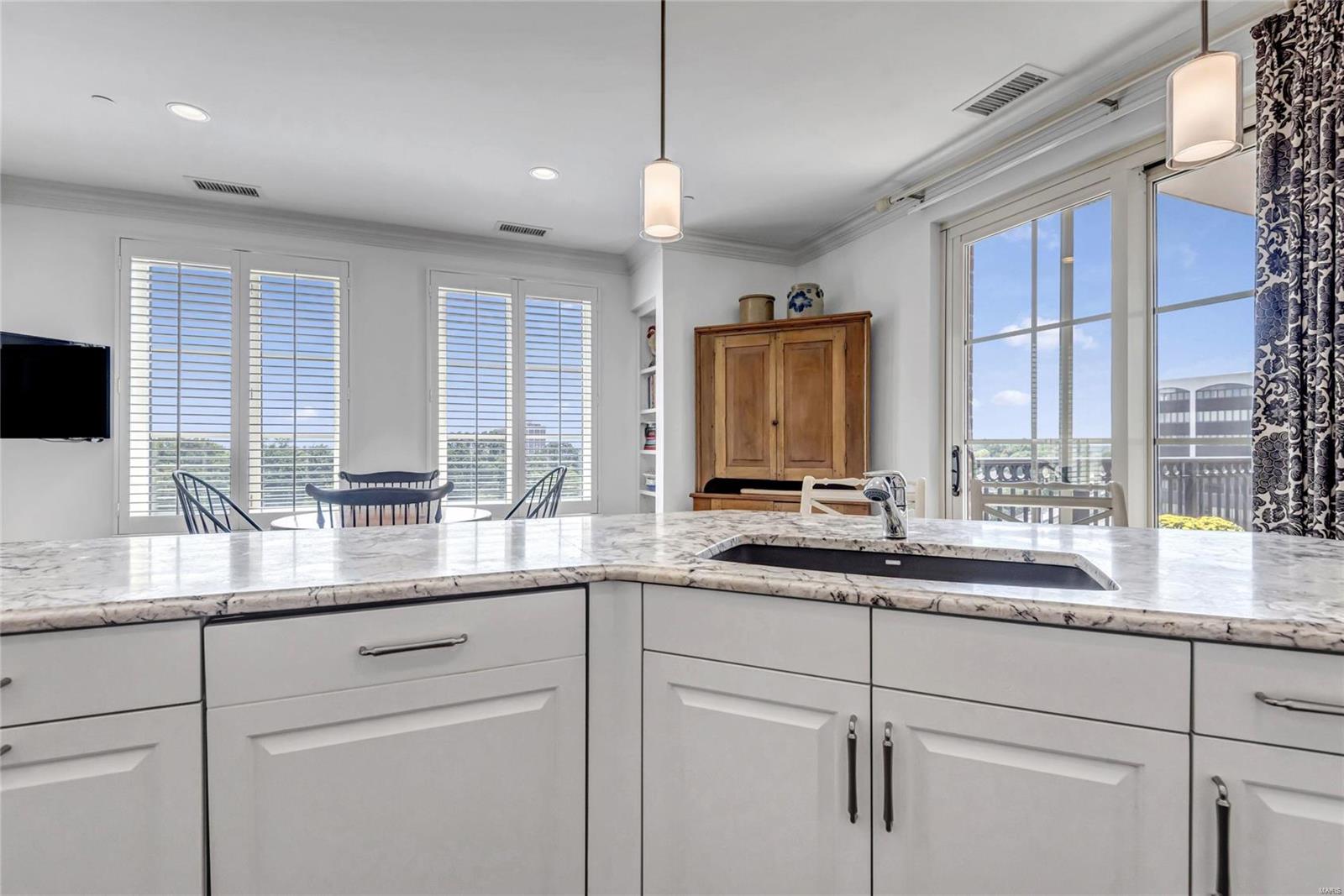 Plaza In Clayton A Condo Amd & - Residential