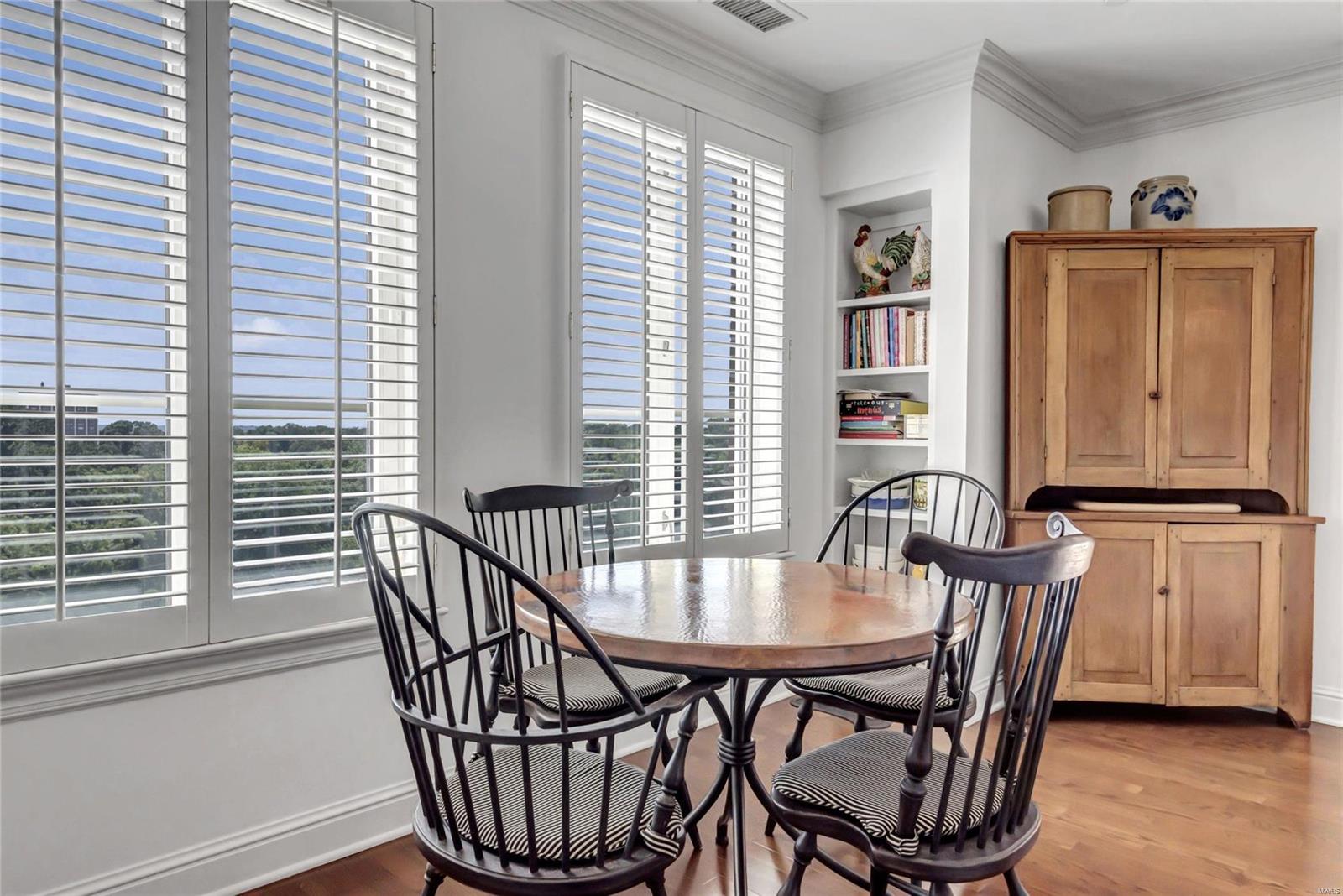 Plaza In Clayton A Condo Amd & - Residential