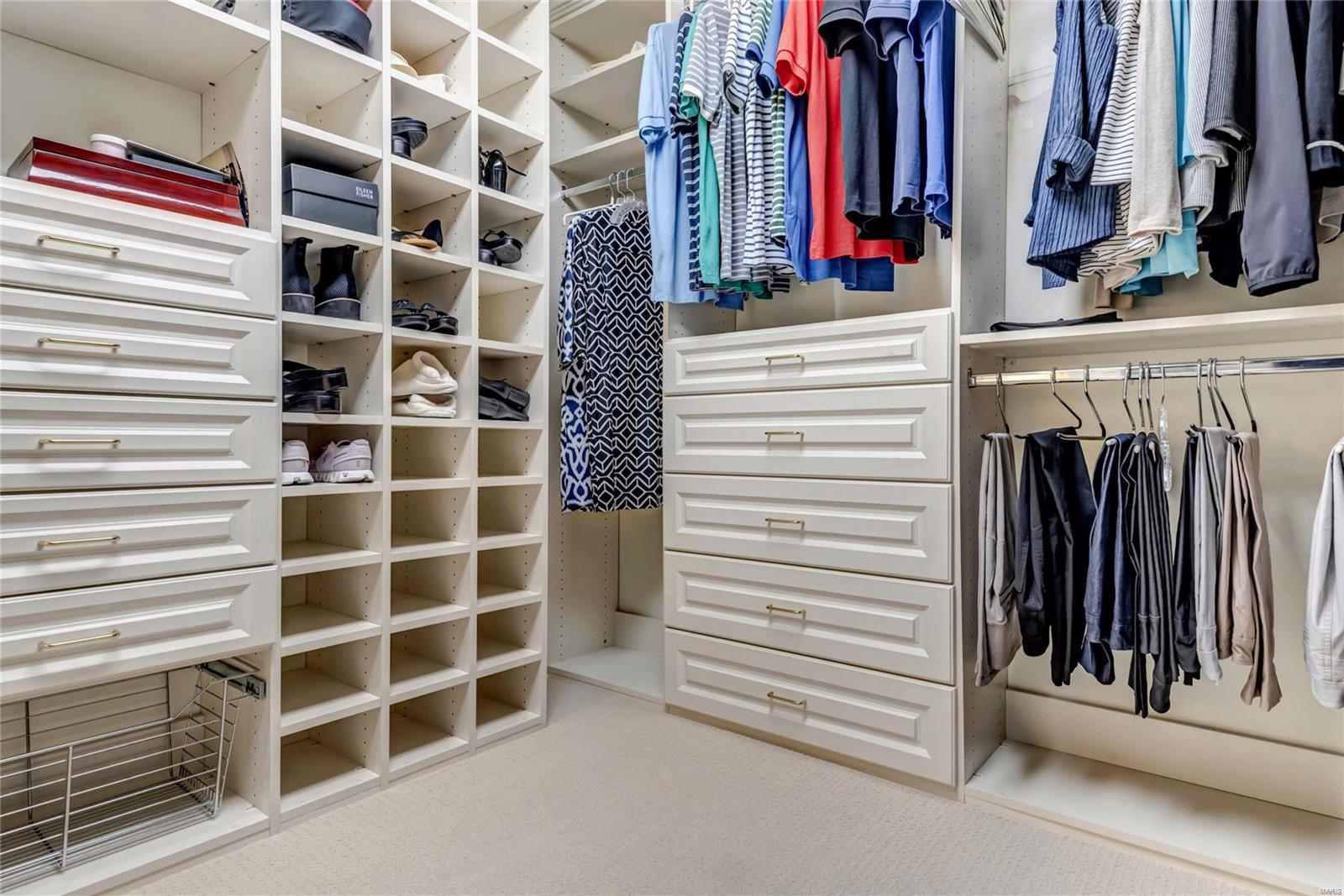 Plaza In Clayton A Condo Amd & - Residential