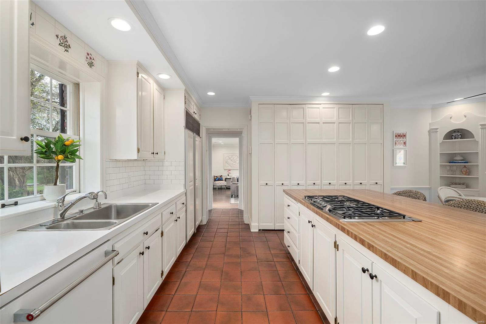 Von Schrader Estate Partition - Residential