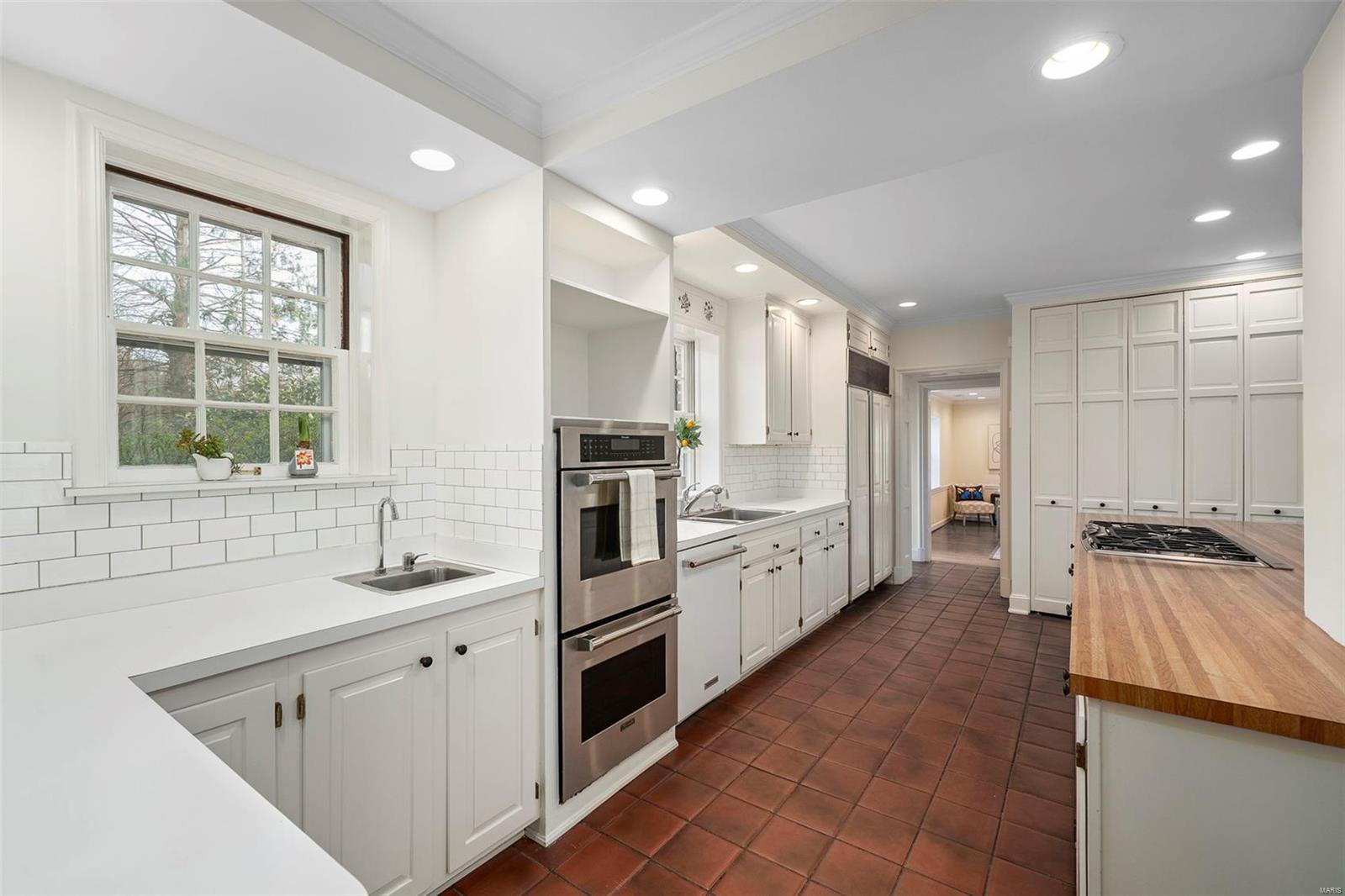 Von Schrader Estate Partition - Residential