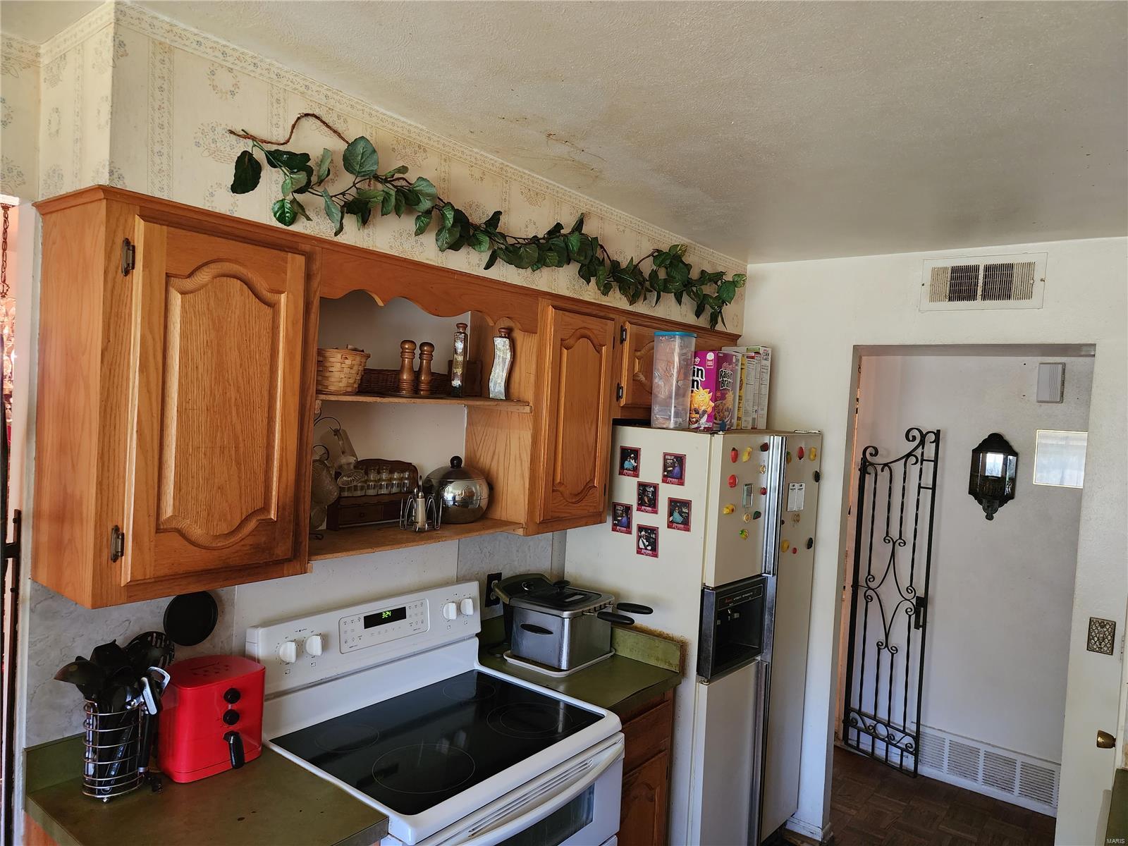 Hathaway manor - Residential