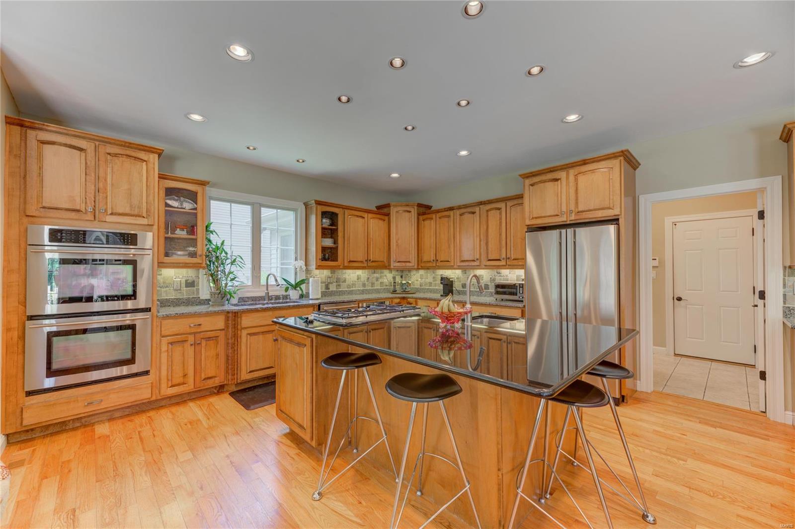 Le Pere Villa Place - Residential