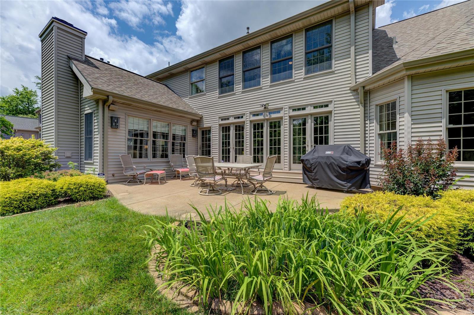 Le Pere Villa Place - Residential