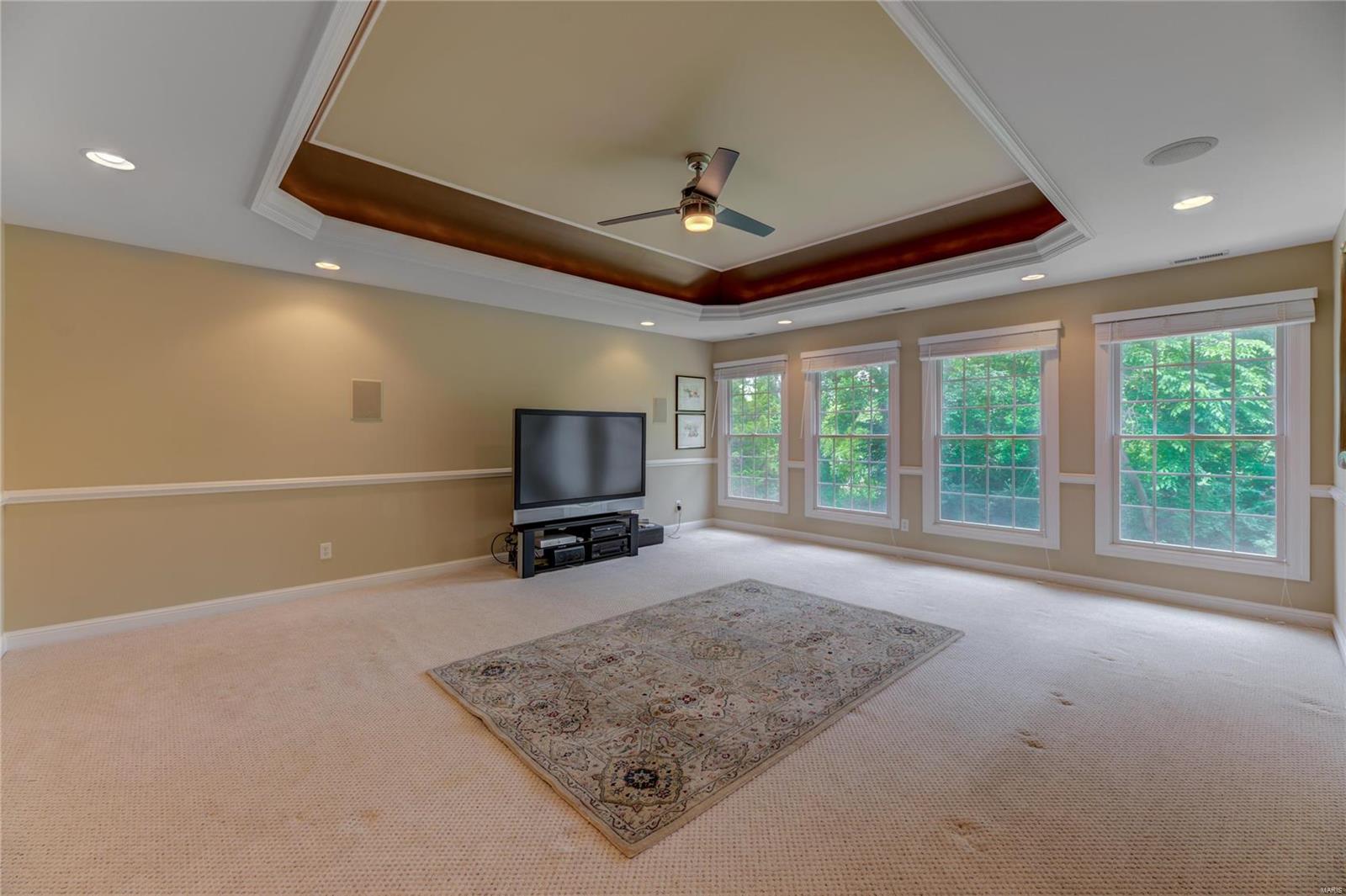 Le Pere Villa Place - Residential