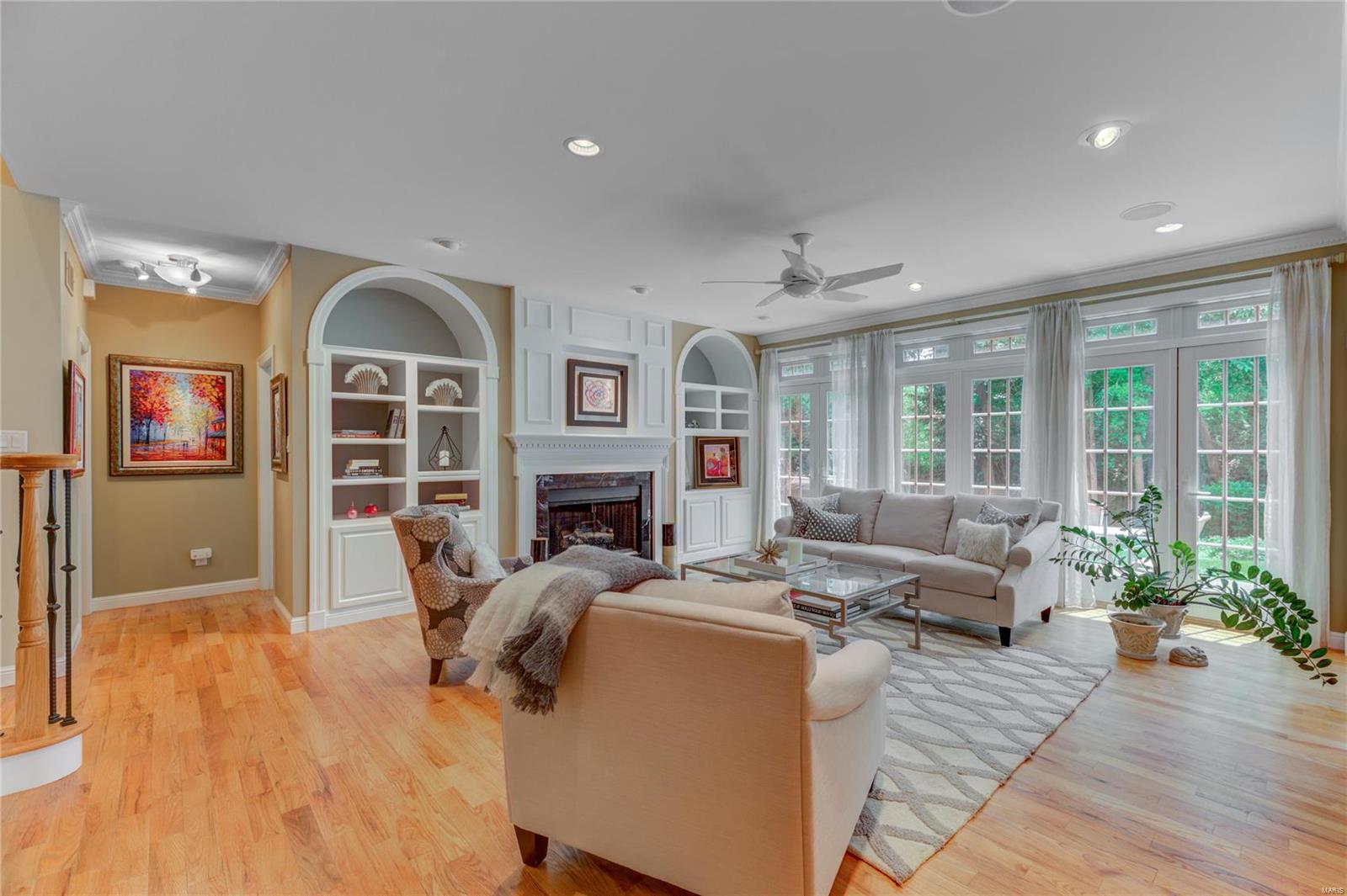 Le Pere Villa Place - Residential