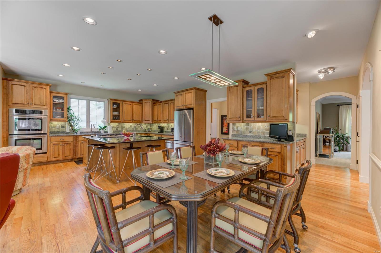 Le Pere Villa Place - Residential