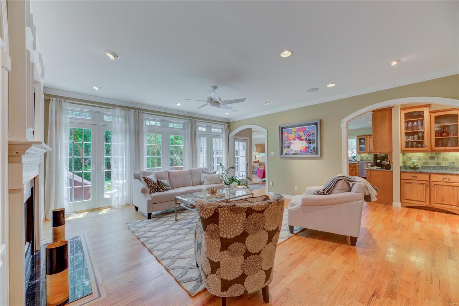 Le Pere Villa Place - Residential