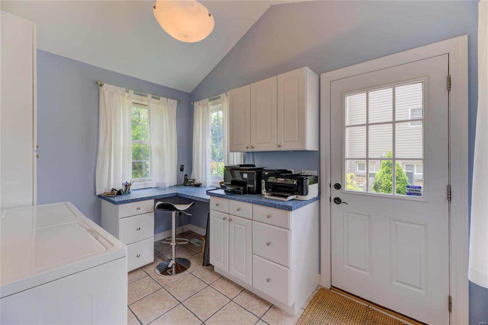 Le Pere Villa Place - Residential