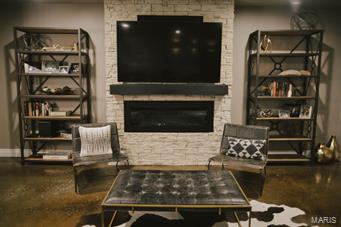 TIMBERLAKE TRAILS - Residential