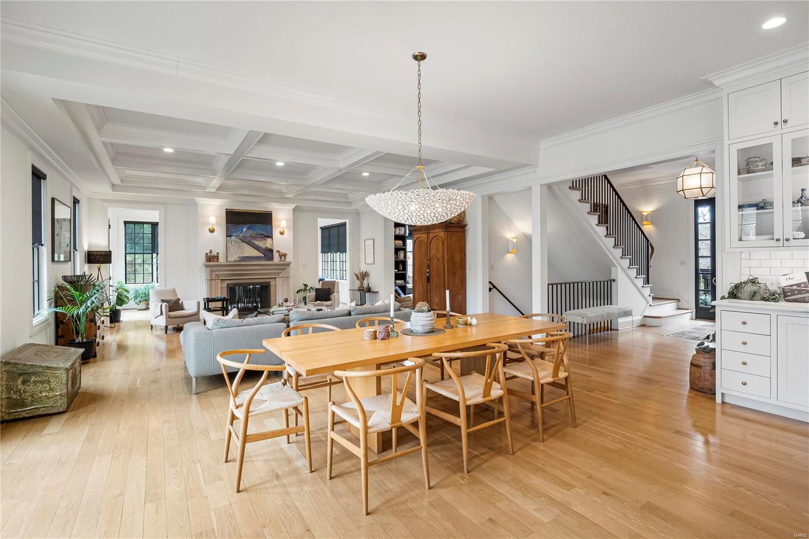 St Louis, Missouri 63124, United States, 5 Bedrooms Bedrooms, ,6 BathroomsBathrooms,Residential,Pending,104215