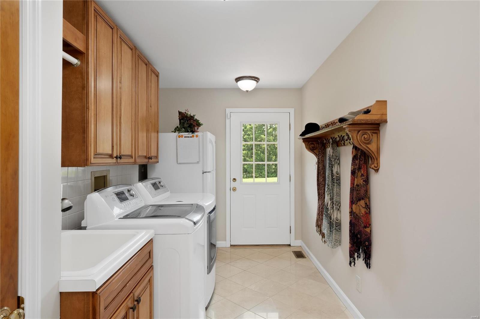 Walnut Hill Lts 1 & 2 Bdy Adj Lt 1 - Residential