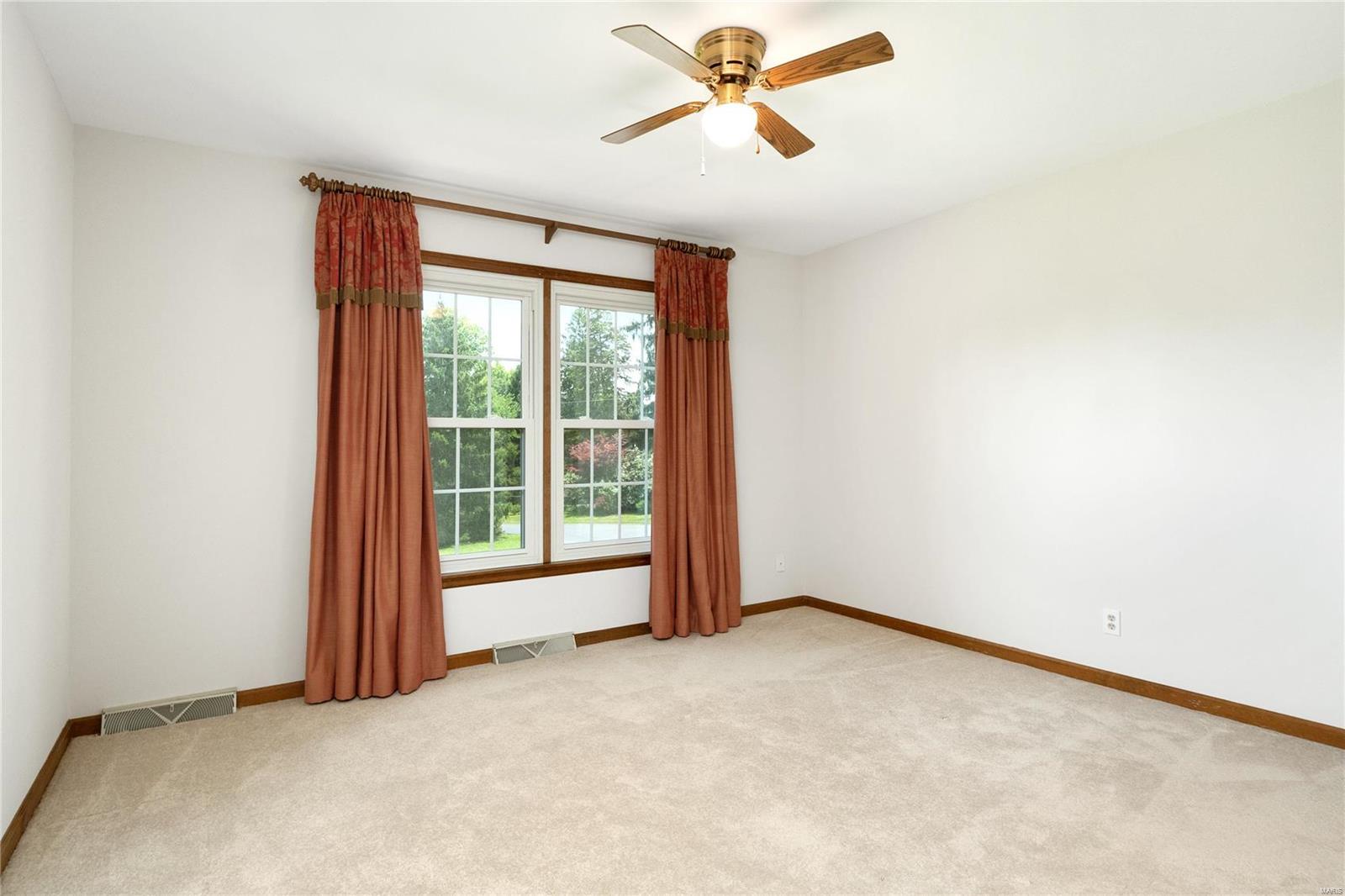 Walnut Hill Lts 1 & 2 Bdy Adj Lt 1 - Residential