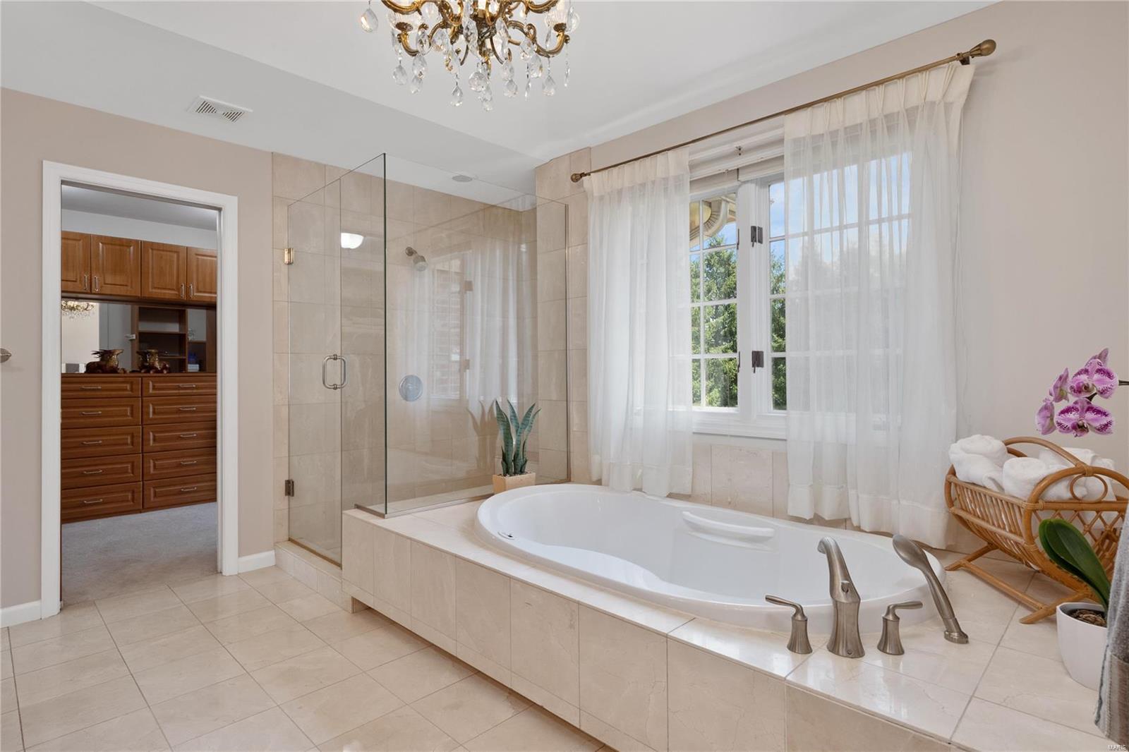 Walnut Hill Lts 1 & 2 Bdy Adj Lt 1 - Residential