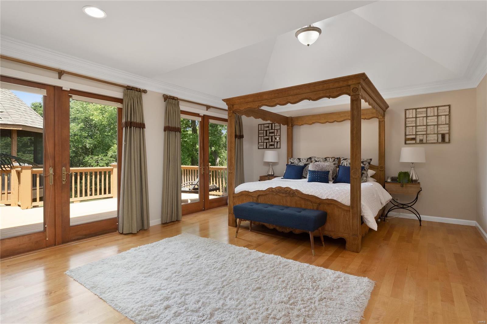 Walnut Hill Lts 1 & 2 Bdy Adj Lt 1 - Residential