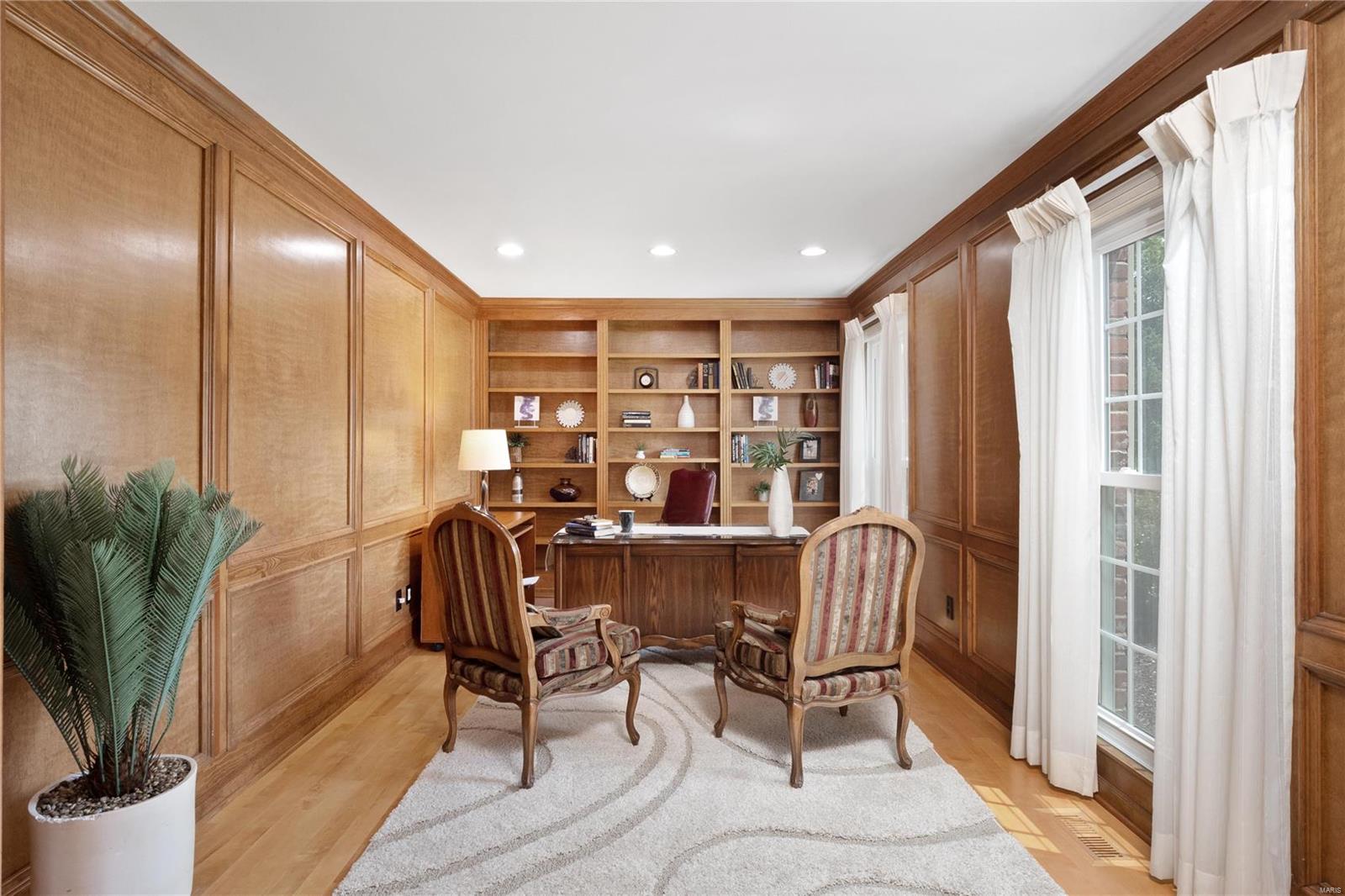 Walnut Hill Lts 1 & 2 Bdy Adj Lt 1 - Residential