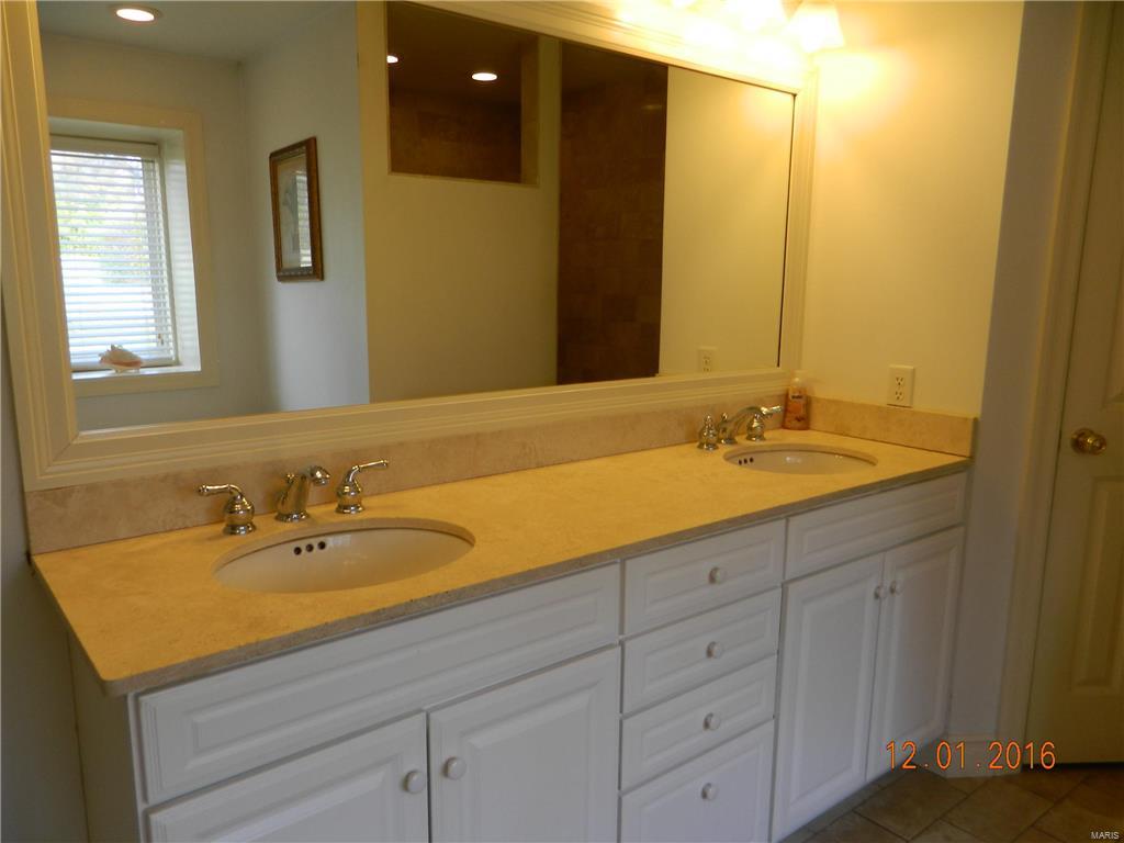 Ladue Lake Estates - Residential