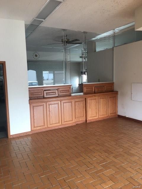 NON SUBDIVISION - Commercial Sale