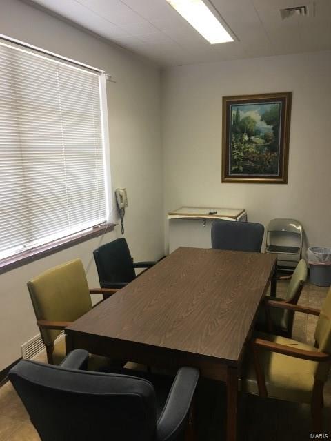 NON SUBDIVISION - Commercial Sale