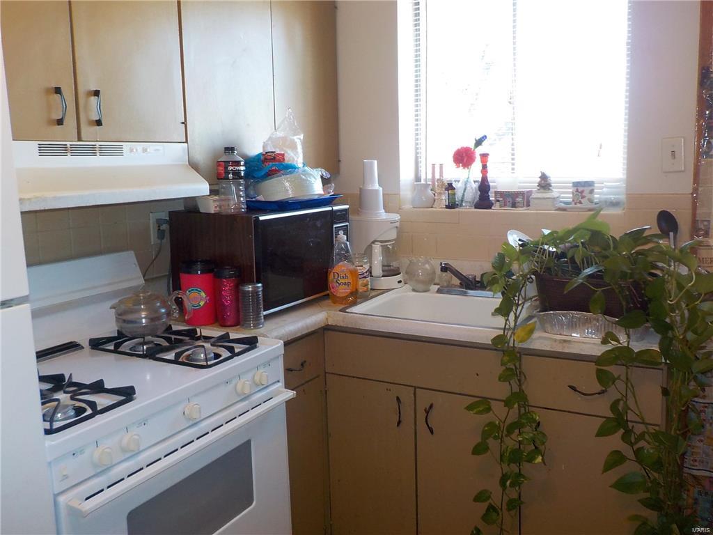 Beverly Hills - Residential Income