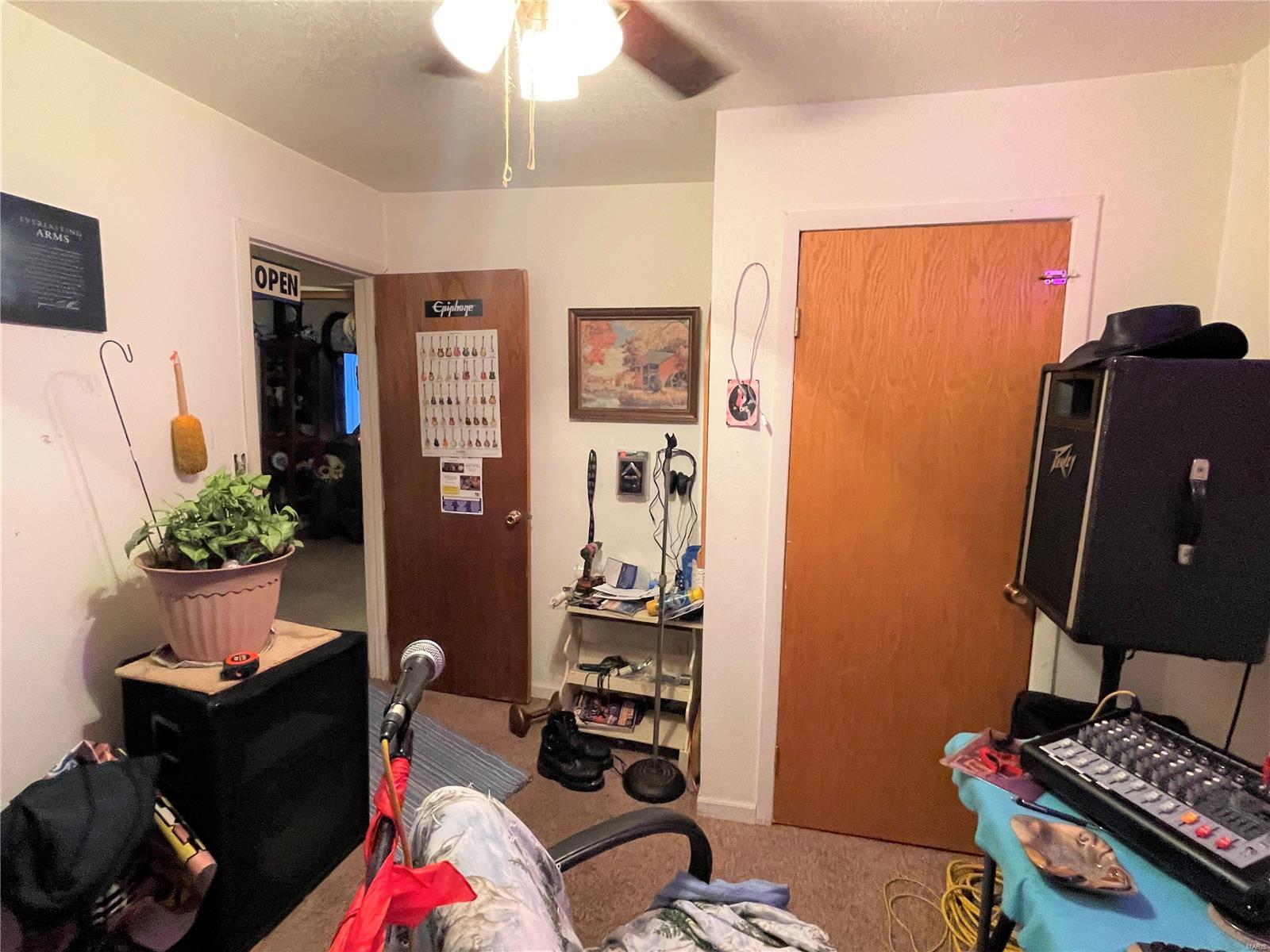 Holloways Add - Residential