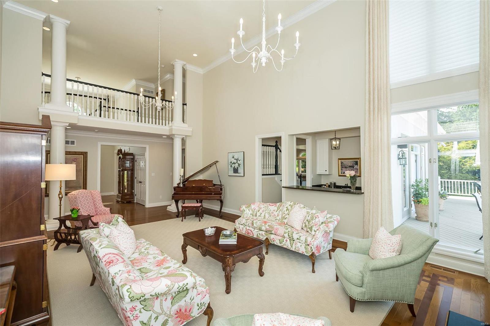 Manderleigh Of Town & Country One - Residential