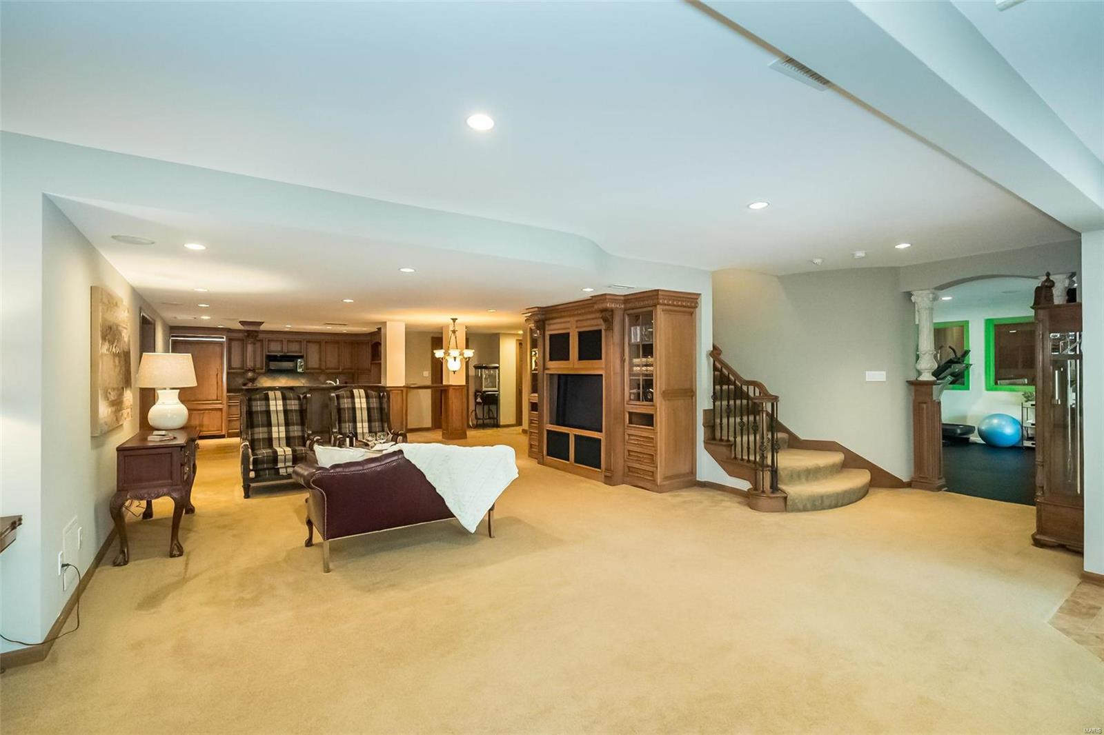 Manderleigh Of Town & Country One - Residential