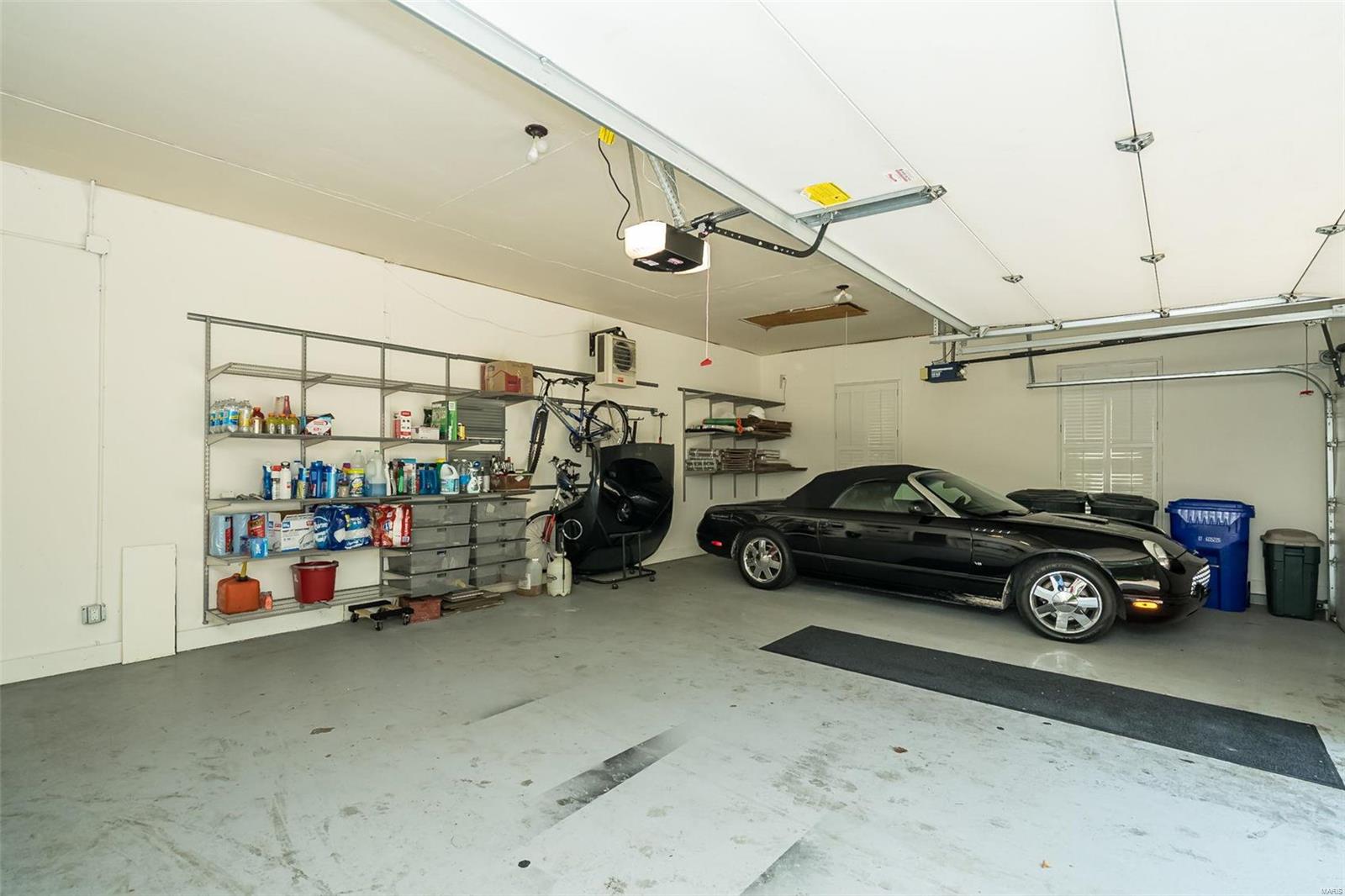 Manderleigh Of Town & Country One - Residential