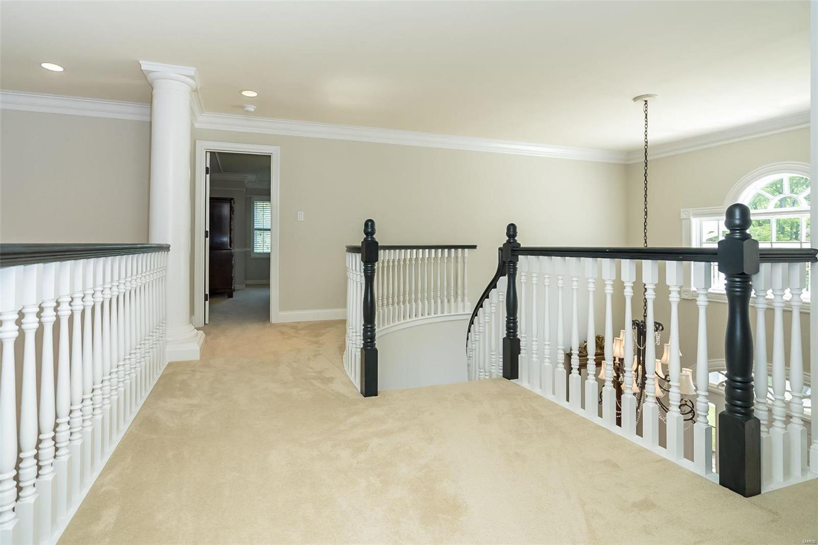 Manderleigh Of Town & Country One - Residential