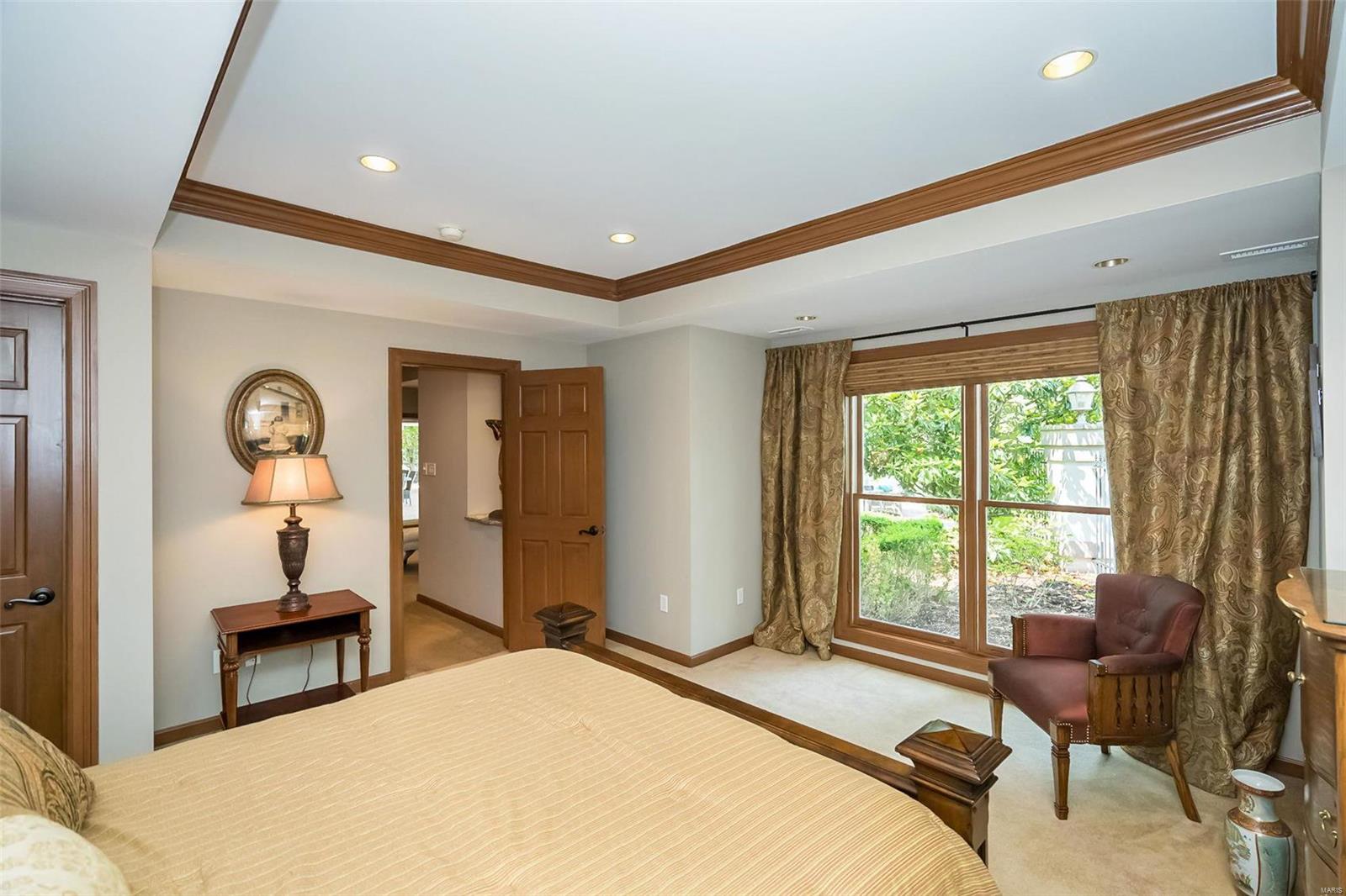 Manderleigh Of Town & Country One - Residential