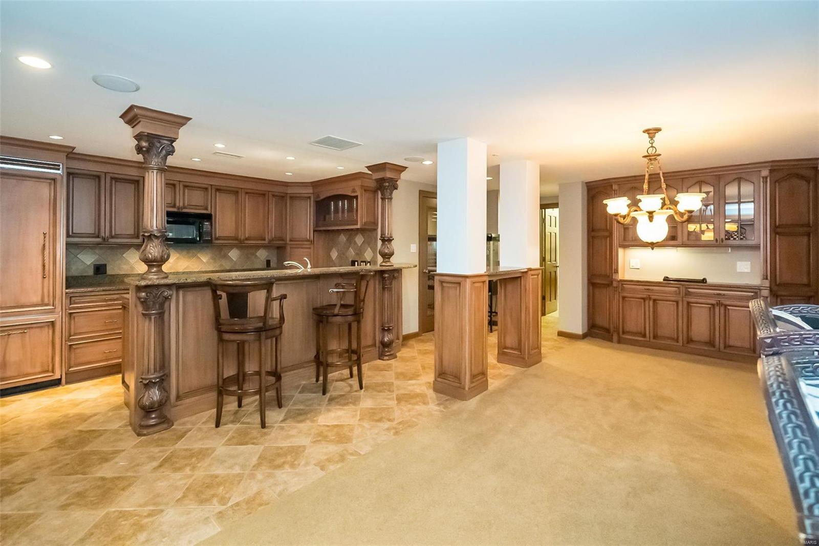 Manderleigh Of Town & Country One - Residential