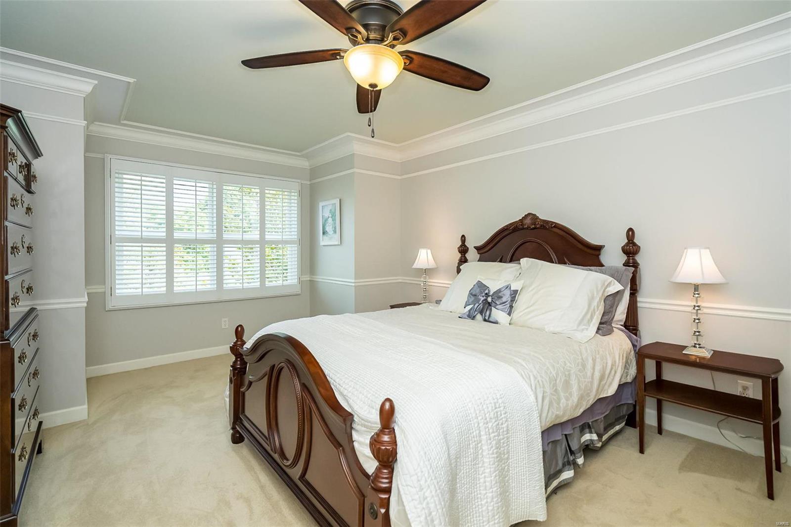 Manderleigh Of Town & Country One - Residential