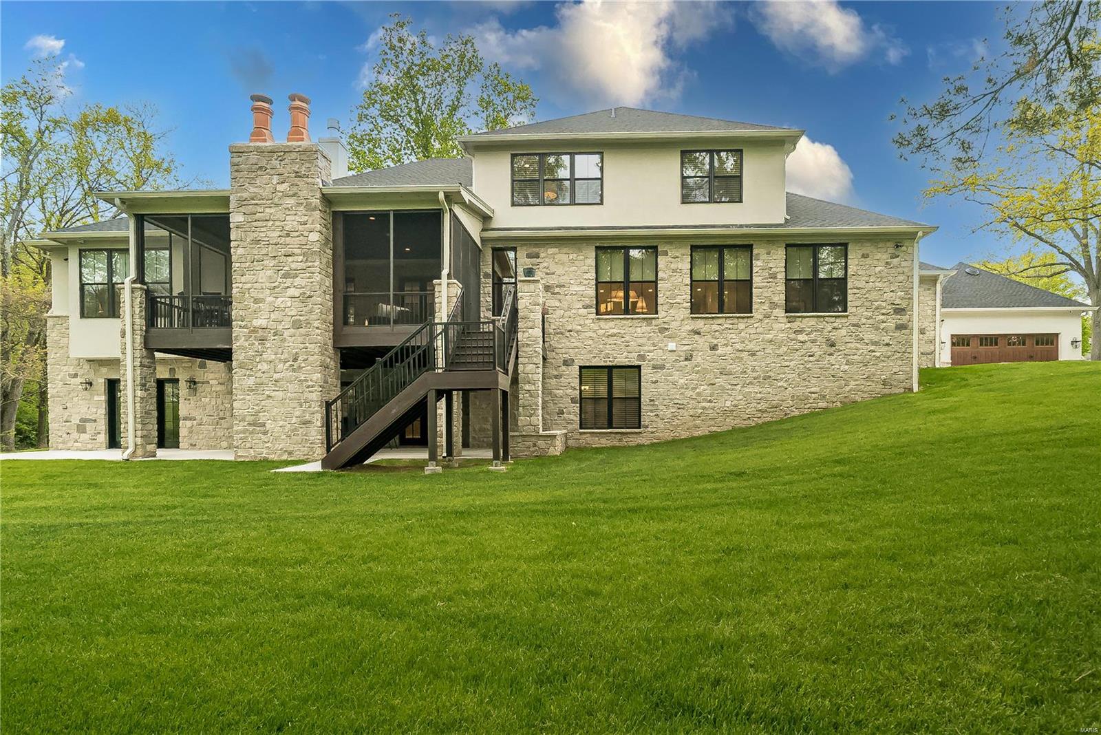 Lynnbrook - Residential