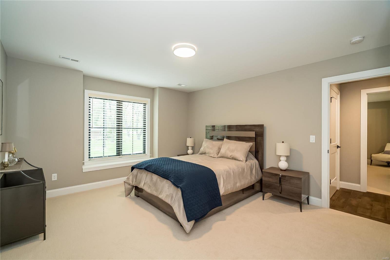 Lynnbrook - Residential