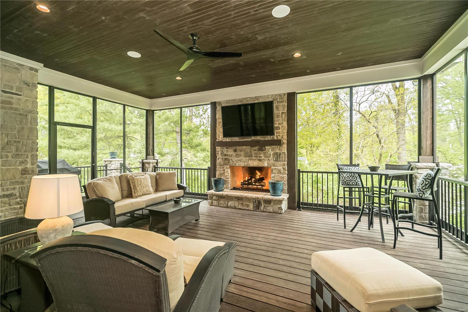 Lynnbrook - Residential